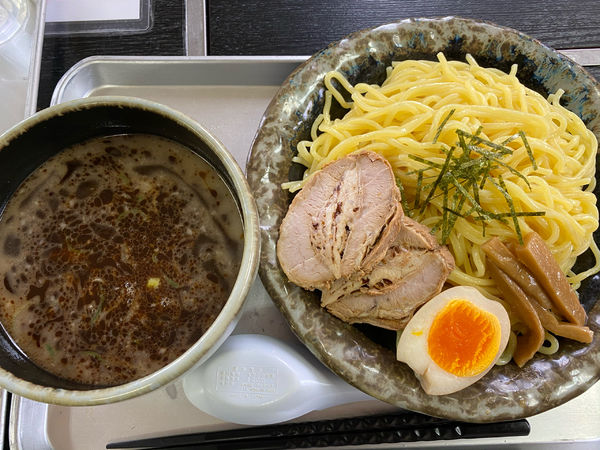 「つけ麺黒 中盛(300g) ¥830」@味乃大久保の写真