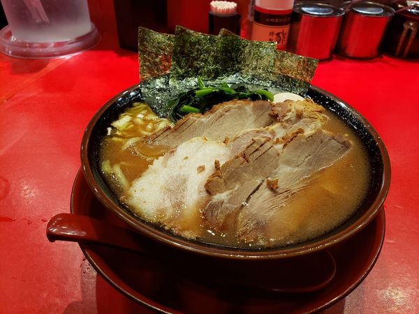 「ラーメン」@横浜家系ラーメン 山崎家 白楽店の写真