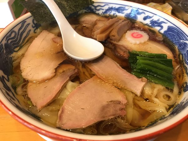「焼豚ワンタン麺」@白河手打中華そば 法隆の写真