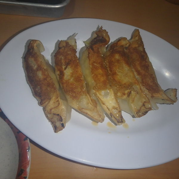 「中華そば(並)650円、餃子200円、ライス小100円」@天天有 本店の写真