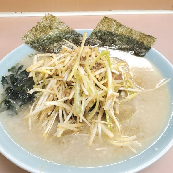 「ネギラーメンネギ増し」@ラーメンショップ椿 新奥多摩街道店の写真