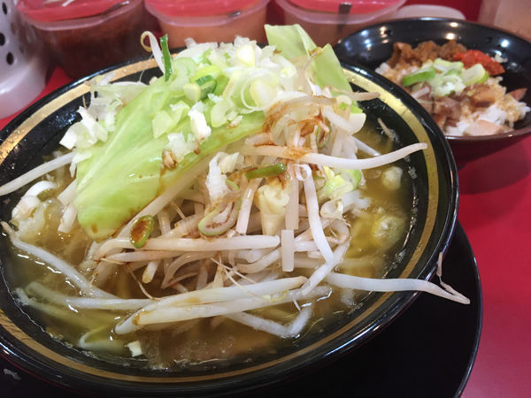 「野菜ラーメン＋半賄い飯」@家系ラーメン とらきち家の写真