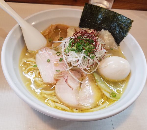 「塩ワンタン麺¥1050+味玉¥100」@桜台らぁ麺 美志満の写真