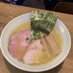 濃厚鶏白湯ラーメン