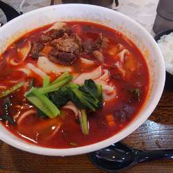 牛筋板麺(麻辣味)