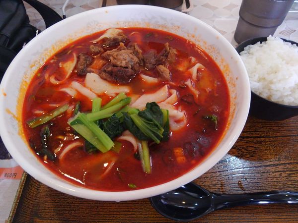 「牛筋板麺(麻辣味)」@中華料理 福苑の写真