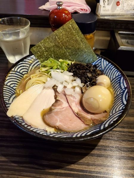 「特製重濃煮干しそば」@志奈そば 田なかの写真