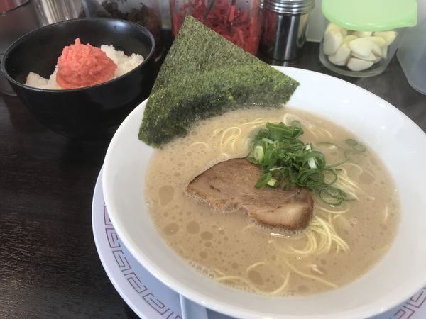 「博多らーめん白」@博多らーめん ひまわりの写真