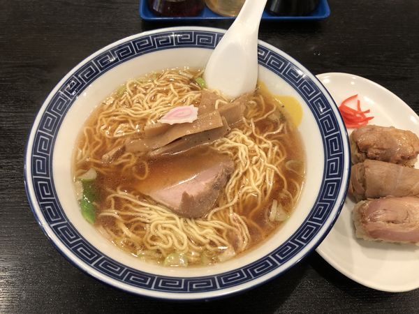 「東京ラーメン＋チャーシュー握り（ランチセット）」@東京ラーメン ラ・ヌイユ（La Nouille）の写真