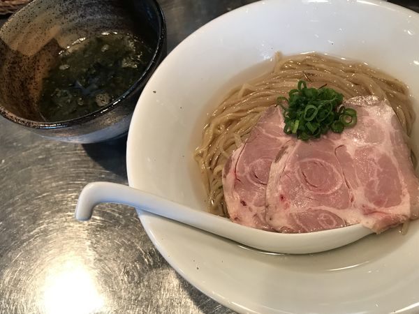「淡麗あおさ蜆煮干昆布水つけ麺＋さんじ玉SP(冷し玉葱天の和風」@さんじの写真