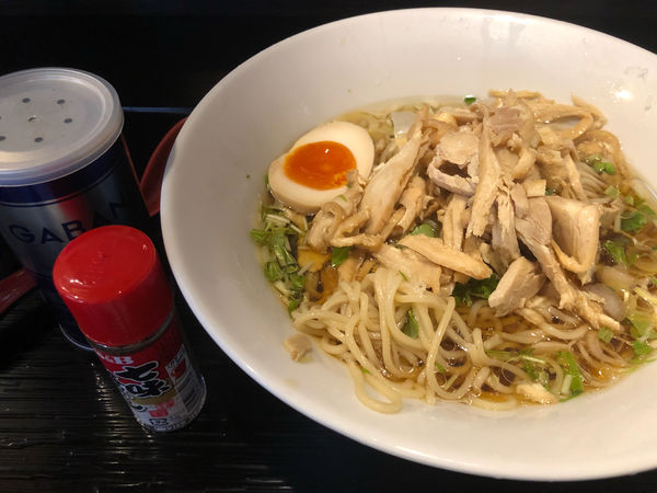 「冷やし肉そば800円」@龍のひげの写真