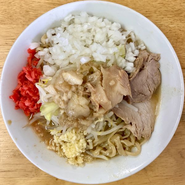 「ラーメン(並)¥750円(たまねぎ＋50円)」@ラーメンハイキックの写真