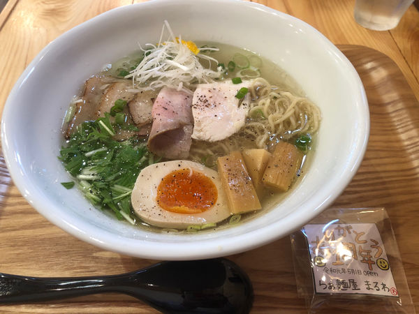 「【限定】鶏塩そば750円」@らぁ麺屋まるわの写真