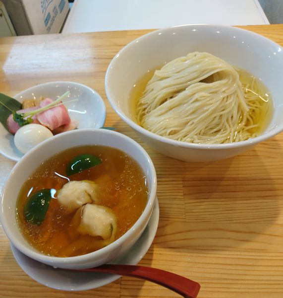 「濃厚清湯白醤油つけ麺」@自家製麺 くろ松の写真