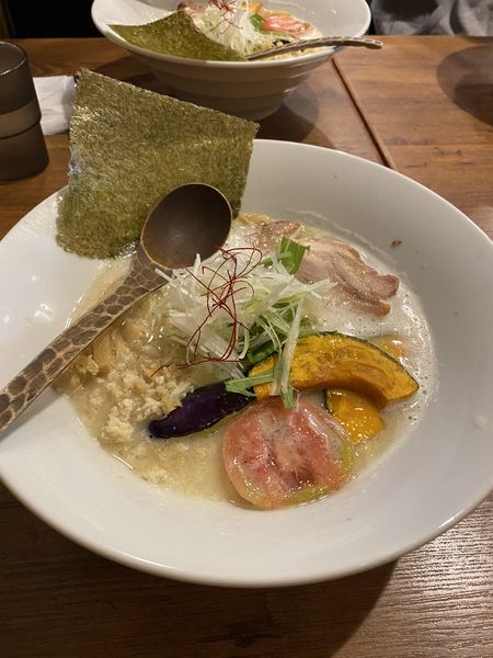 「そると白湯そば 1070円」@鶏そばつけそば そるとの写真