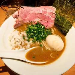 エビ煮干しラーメン