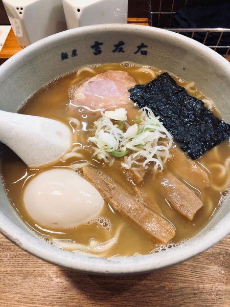 「味玉らーめん」@麺屋吉左右の写真