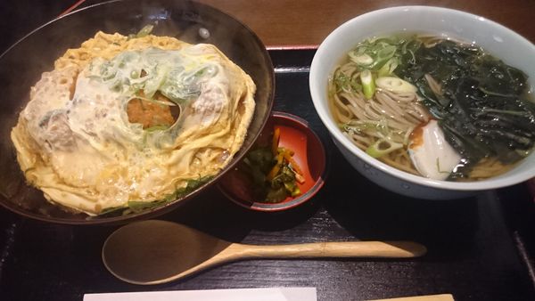 「海老かつ丼セット（ランチ）」@本町そばよしの写真