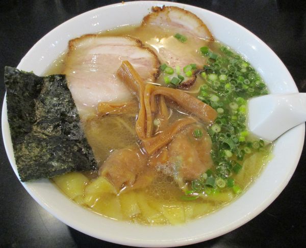 「雲呑麺　900円」@こうや麺房の写真