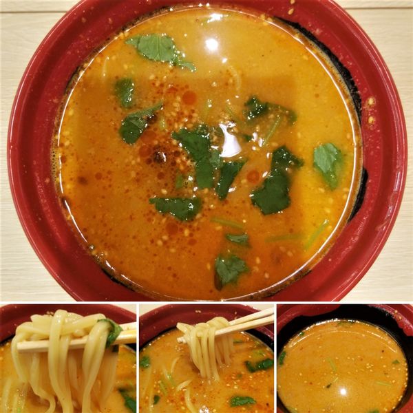 「胡麻香る担々麺　388円」@くら寿司 浅草ロックス店の写真