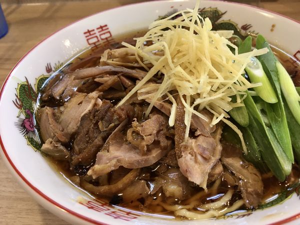 「サッポロラガービール赤星 中瓶→生姜＋替玉 極細バリカタ麺」@くじら食堂bazar 三鷹店の写真