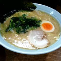 ラーメン（７００円）