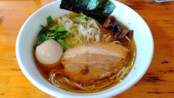 「中華そば(塩)700円＋味玉100円」@らーめん 和なり 千の写真