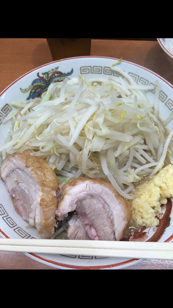 「小らーめん」@ラーメン豚山 大塚店の写真