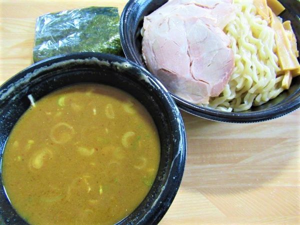 「【テイクアウト】【限定】カレーつけめん（950円）」@煮干しらーめん青樹 立川店の写真