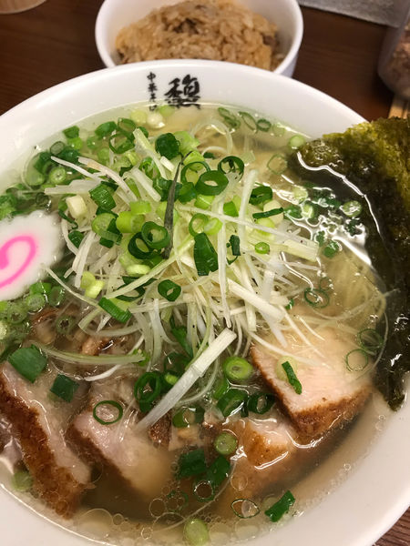 「生姜らーめん(840円)肉めしサービス」@中華そば 馥の写真