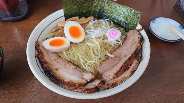 「うま塩ラーメン 730円 + 賄いチャーシュー丼 280円」@麺屋こうきの写真