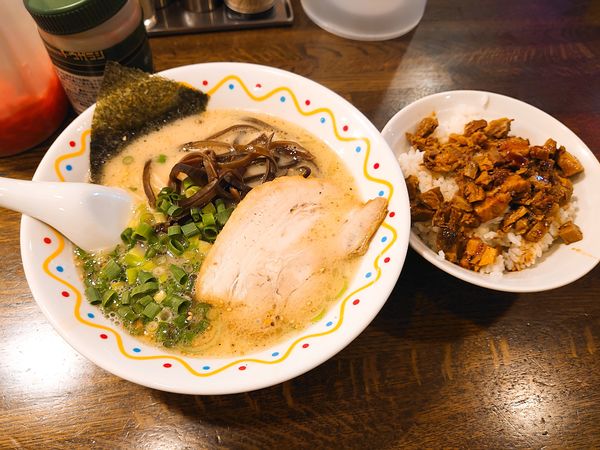 「ハイロウ麺＋チャーシュー丼」@横濱ハイハイ樓 新横浜店の写真