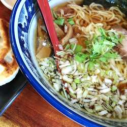 味丸ラーメン　餃子