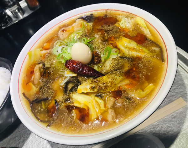 「水煮肉片＋ライス」@らー神 心温の写真