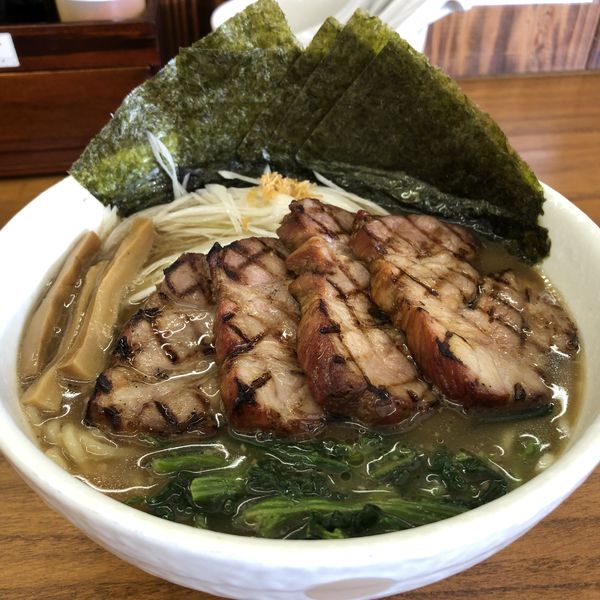 「ネギ炙りチャーシュー麺貝油入り」@めんや 暁の写真