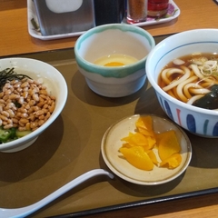 山田うどん 戸田新曽店の画像