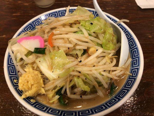 「タンギョウ」@トナリ 丸の内店の写真