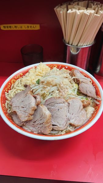 「大豚麺マシ  ニンニクマシ  油」@ラーメン二郎 上野毛店の写真