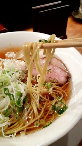 「ワンタン麺」@中華麺酒房 中華そば すずらんの写真