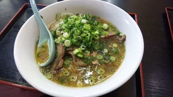 「チャーシューワンタン麺 680円」@大衆食堂 まんだらやの写真