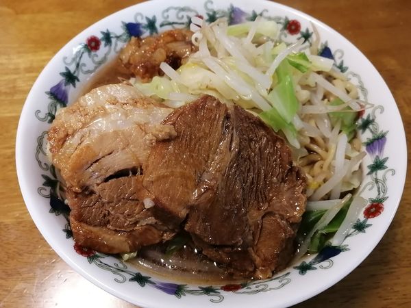 「お持ち帰りラーメン」@ラーメン二郎 めじろ台店の写真