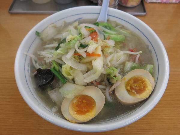 「野菜タンメン：500円（クーポンで味玉無料）」@福しん 上野駅前店の写真