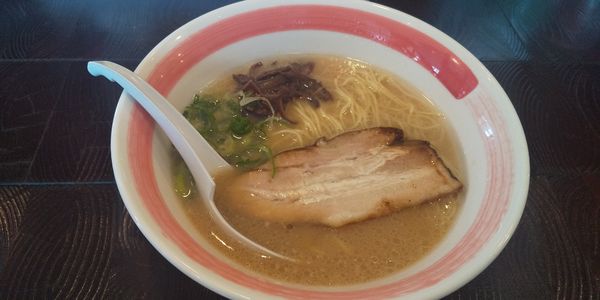 「とんこつラーメン」@ドラゴンラーメンの写真