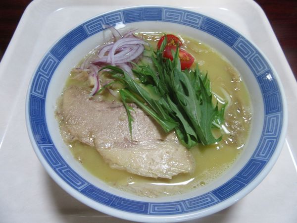「鶏白湯しょうゆ（８００円）※お持ち帰りメニュー」@麺屋 京介の写真