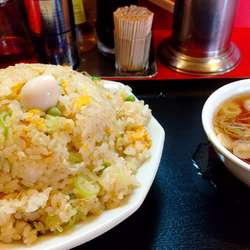 玉子チャーハン