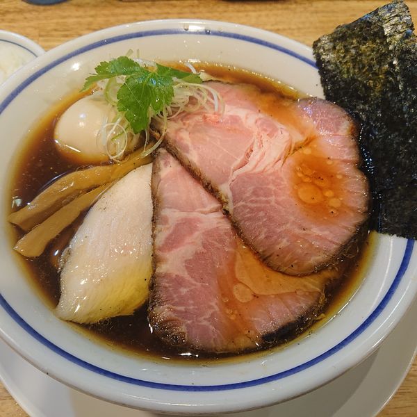 「特製中華そば1100円、瓶ビール380円、ライス小50円」@手打式超多加水麺 ののくらの写真