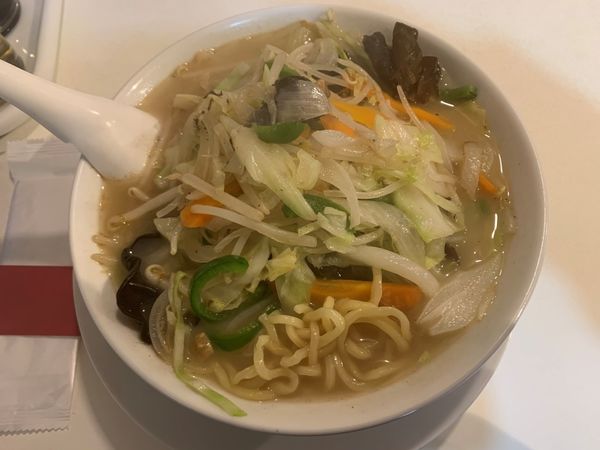 「野菜たっぷり塩タン麺」@四川屋台 Kuuzeの写真