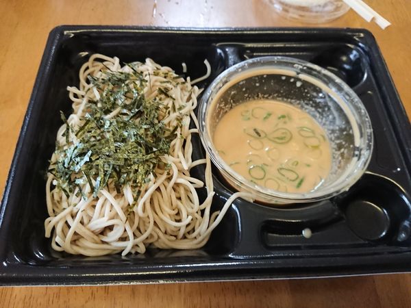 「【テイクアウト】金胡麻たれざるそば(並)450円」@なか卯 新座道場店の写真