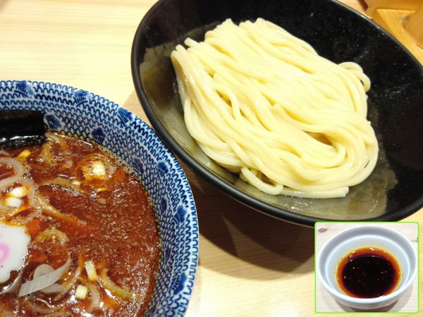 「辛つけ麺（並） ￥950･別皿辛味 ￥50」@頑者の写真