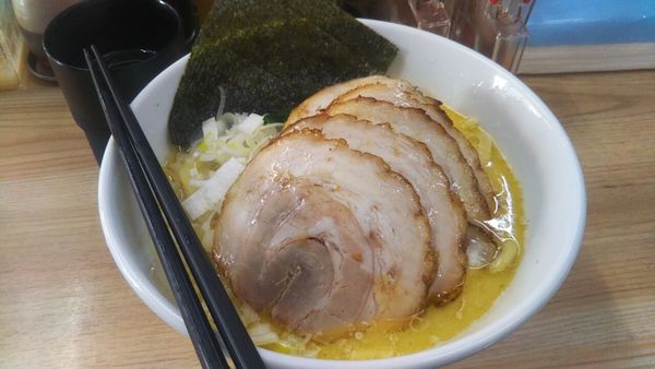 「塩ちゃーしゅー麺+大盛り（ランチサービス）」@麺屋 我天の写真